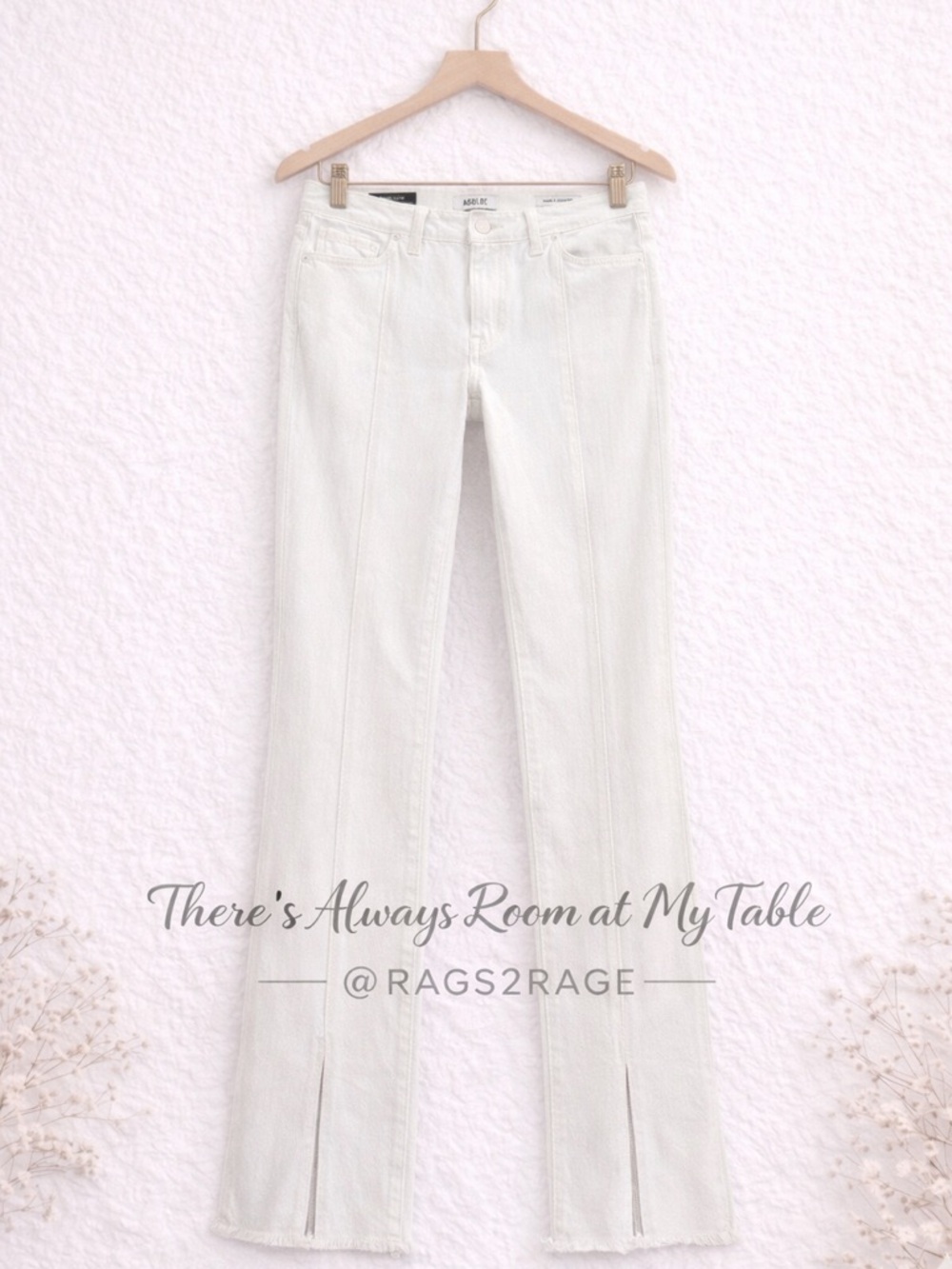 ECRU The Robertson Split Front Jean White size 25